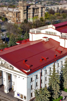 mariupol theater before the russian bombing