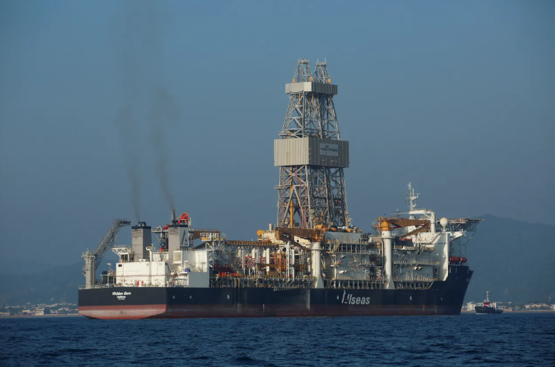 Should the United States Ratify the Law of the Sea? SIMULATION 