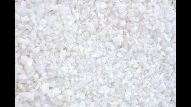 Batteries of the future made with salt - Science Nation